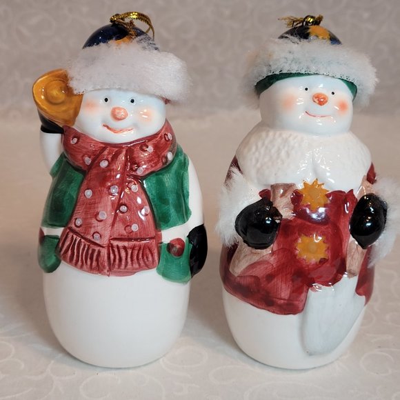 Winter Wonderland Ceramic Free Standing Happy Snowman Ornaments 2 Set 4 1/4" - Picture 2 of 6